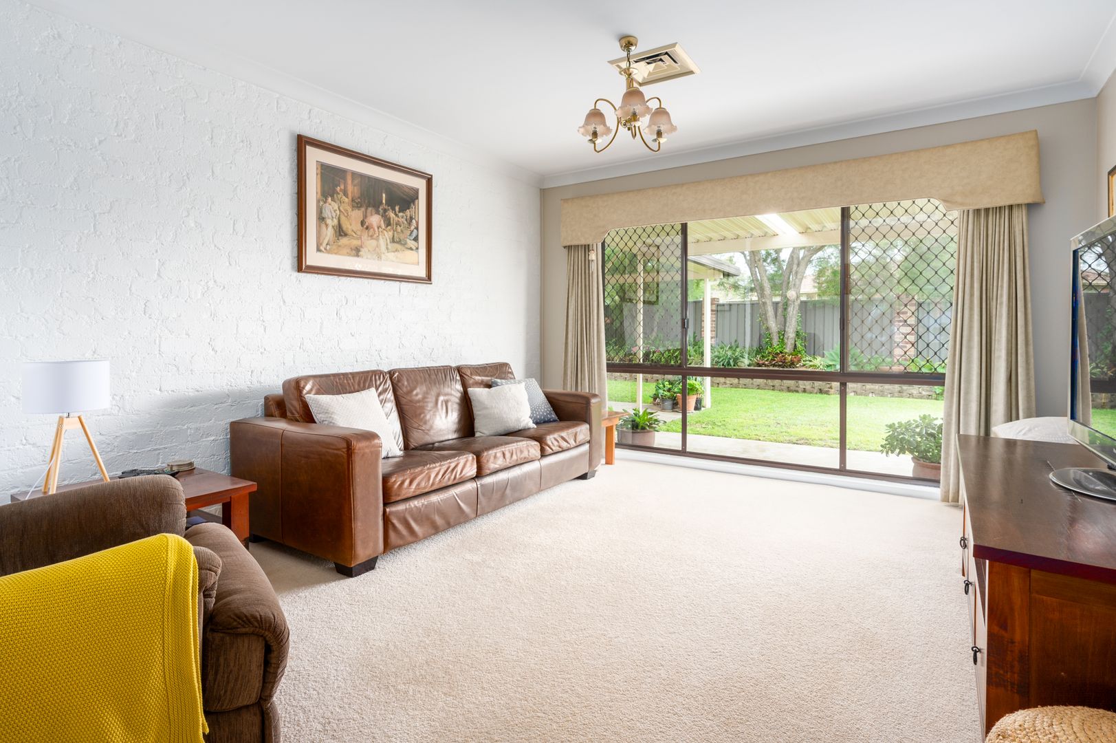 1 Boston Close, Hunterview NSW 2330, Image 2