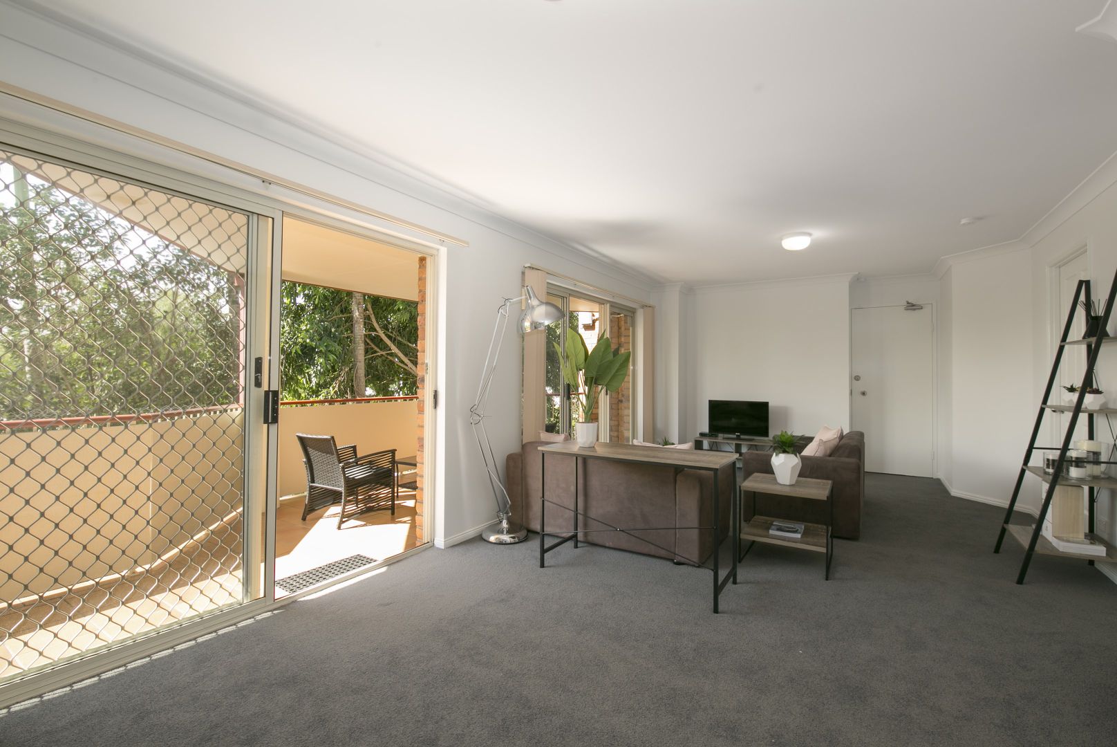 2/72 Hampstead Road, Highgate Hill QLD 4101, Image 2