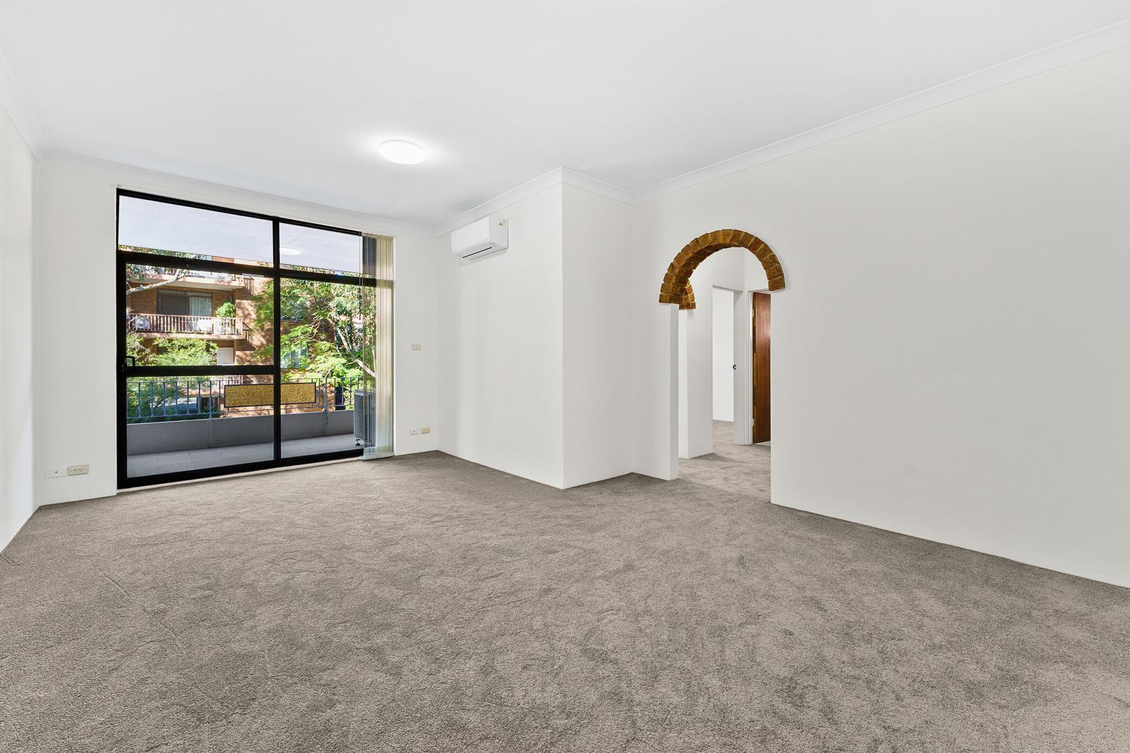 2/36 Queens Road, Brighton-Le-Sands NSW 2216, Image 2