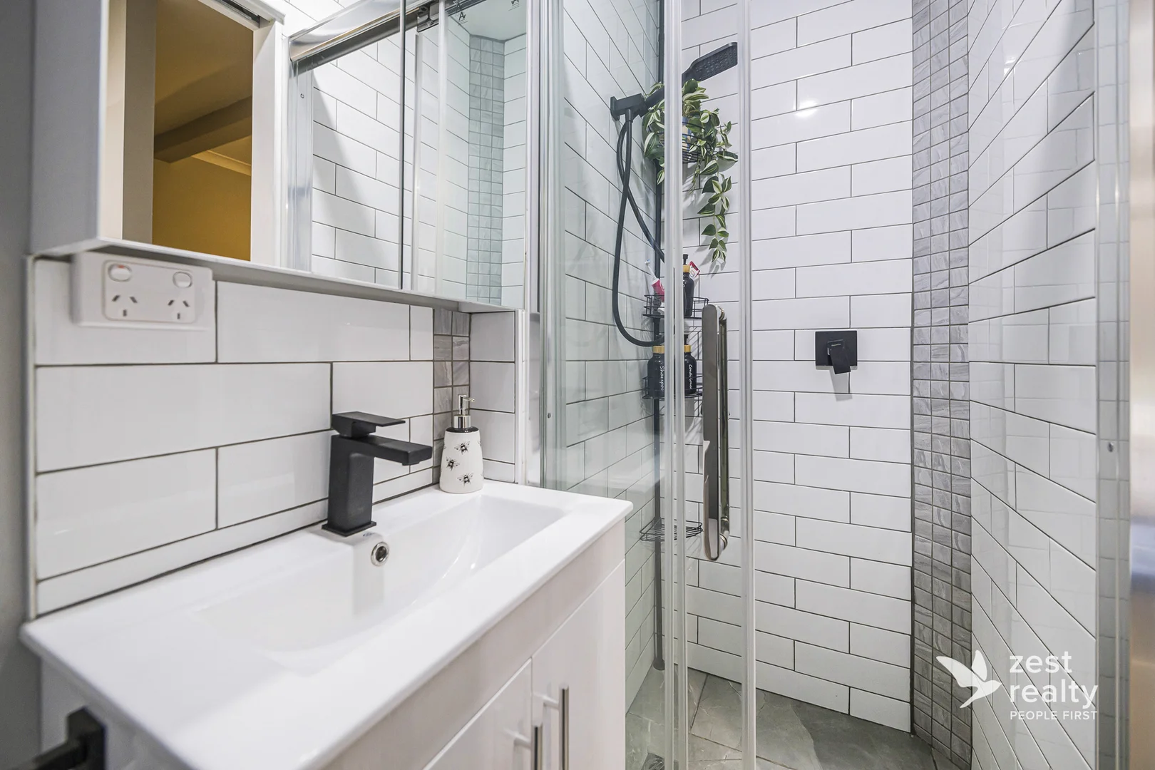 Additional image 11 of 5 Lobelia Avenue, Wundowie WA 6560