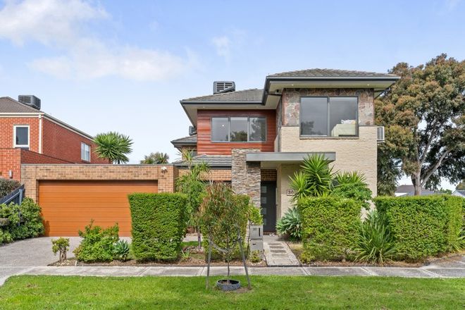 Picture of 30 Parkhaven Avenue, KINGSBURY VIC 3083