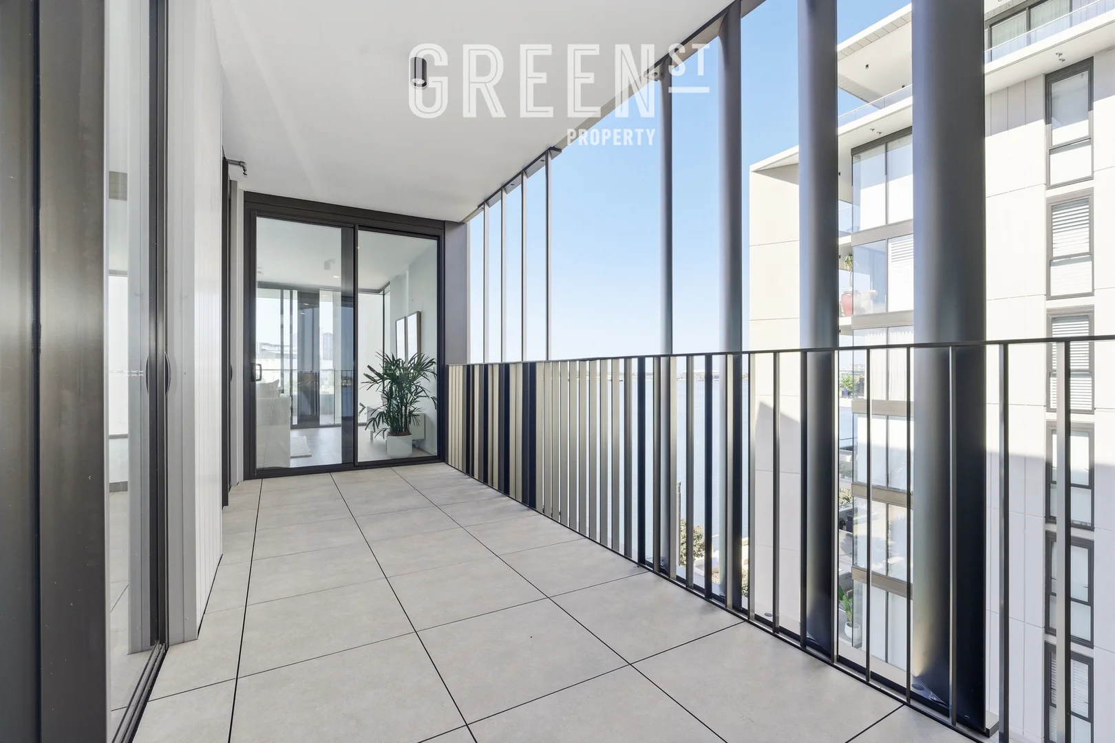 Additional image 12 of 401/45 Honeysuckle Drive, Newcastle NSW 2300