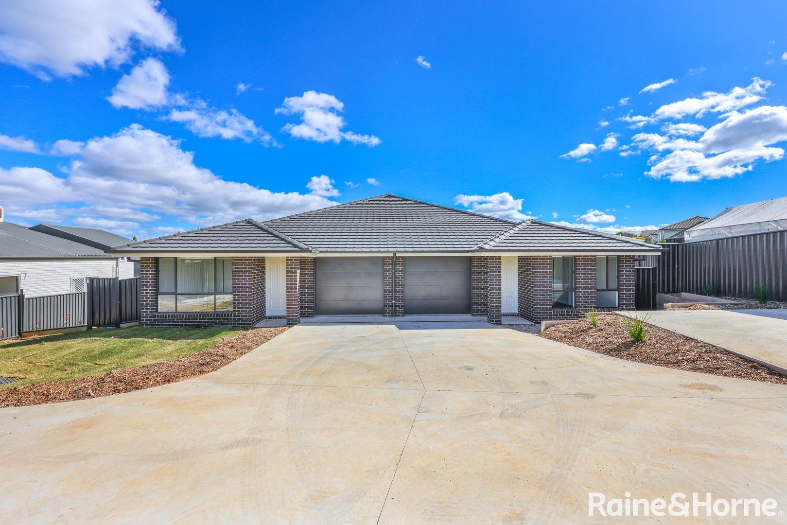 3 bedrooms House in 2/8 Conway Close TAMWORTH NSW, 2340