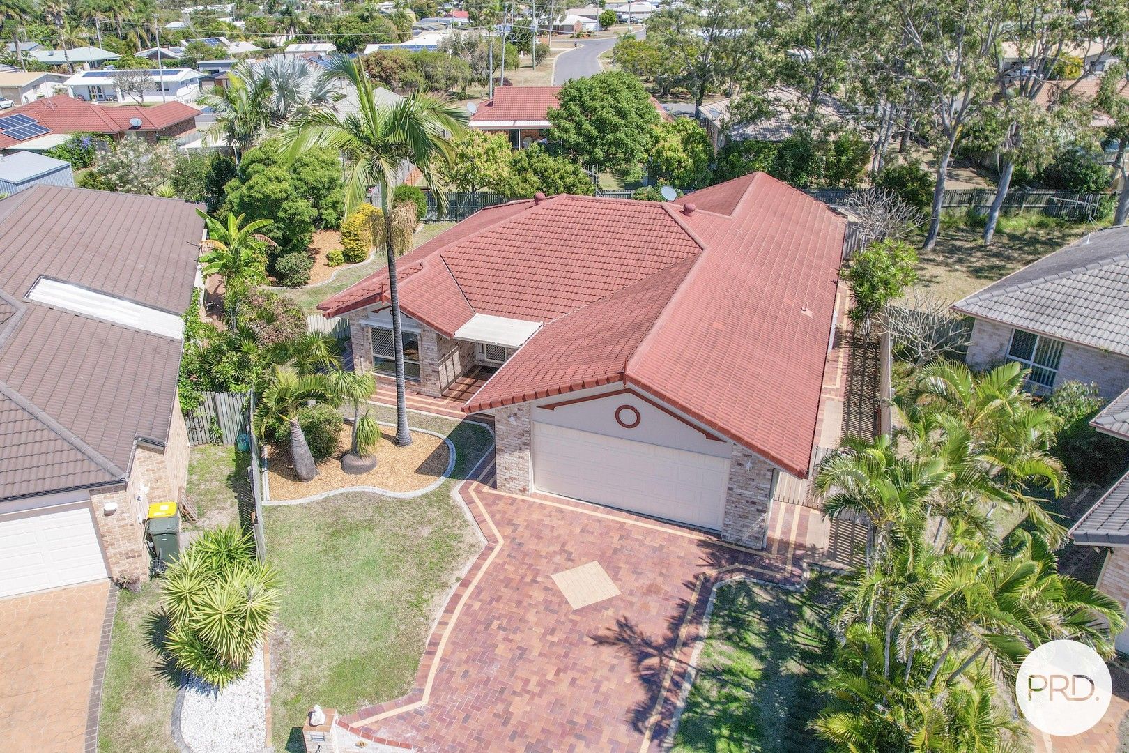 4 bedrooms House in 11 Birdwood Crescent BARGARA QLD, 4670