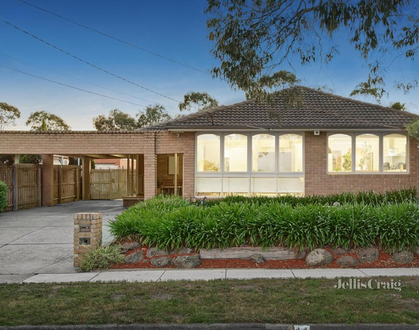 44 Golden Grove, Glen Waverley VIC 3150