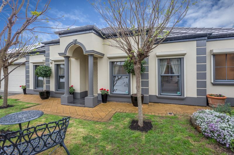 21 Piccadilly Crescent, Campbelltown SA 5074, Image 0