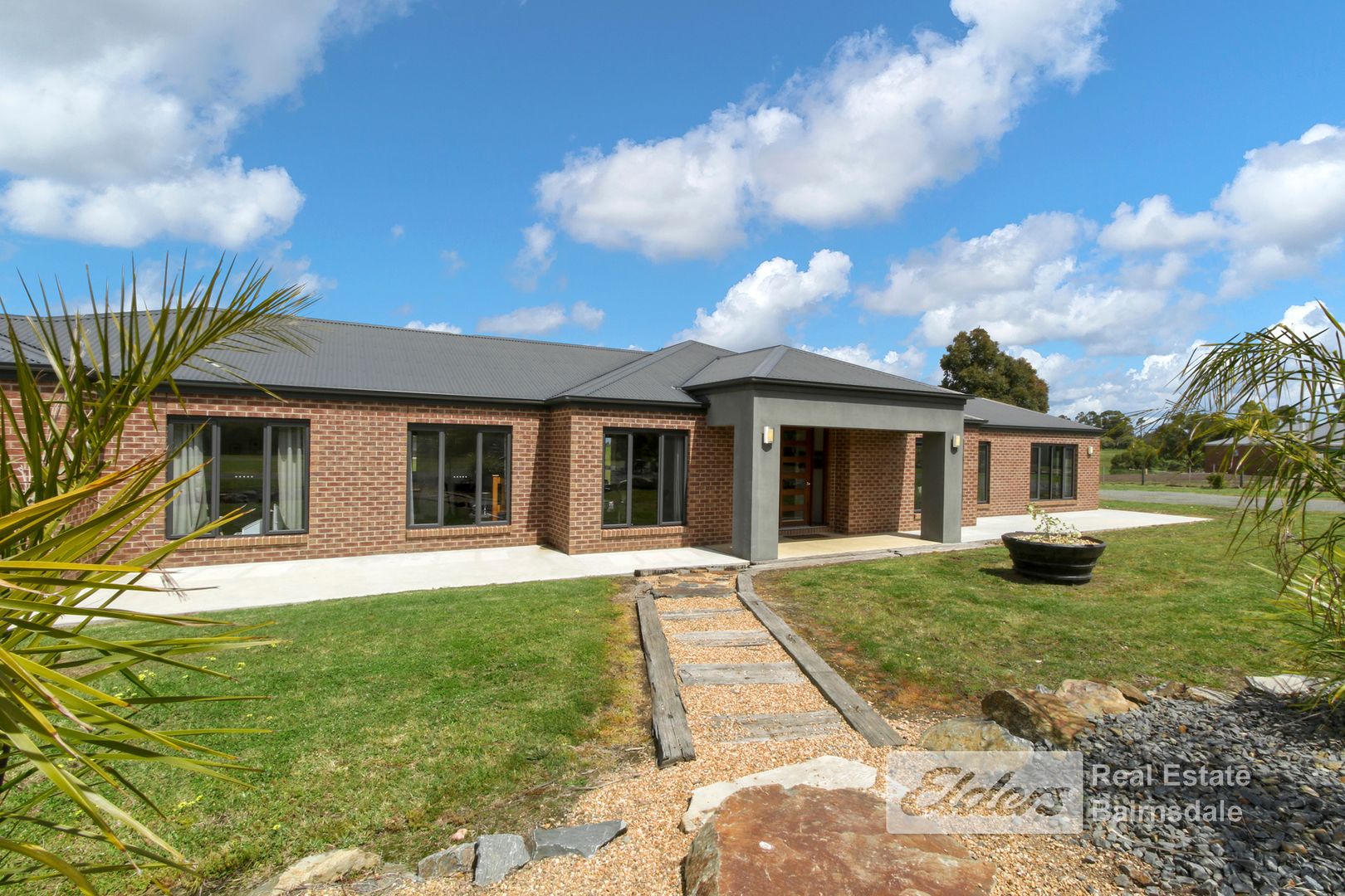 70 Landsman Drive, Nicholson VIC 3882, Image 2