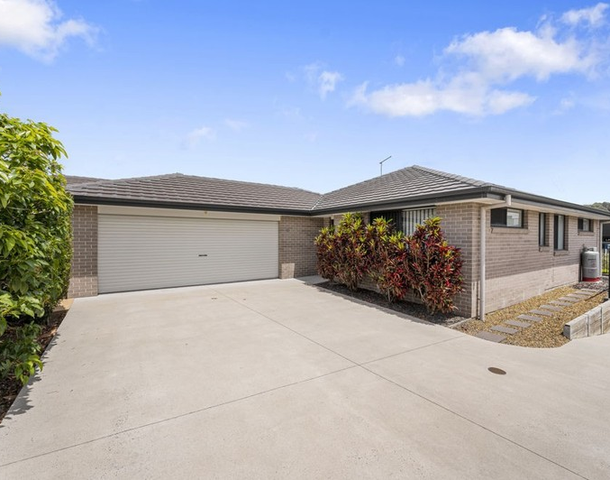 2/17 Sullivans Road, Moonee Beach NSW 2450