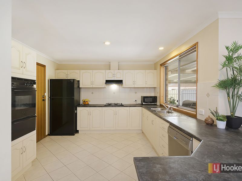 2 Casanor Crescent, Paralowie SA 5108, Image 1