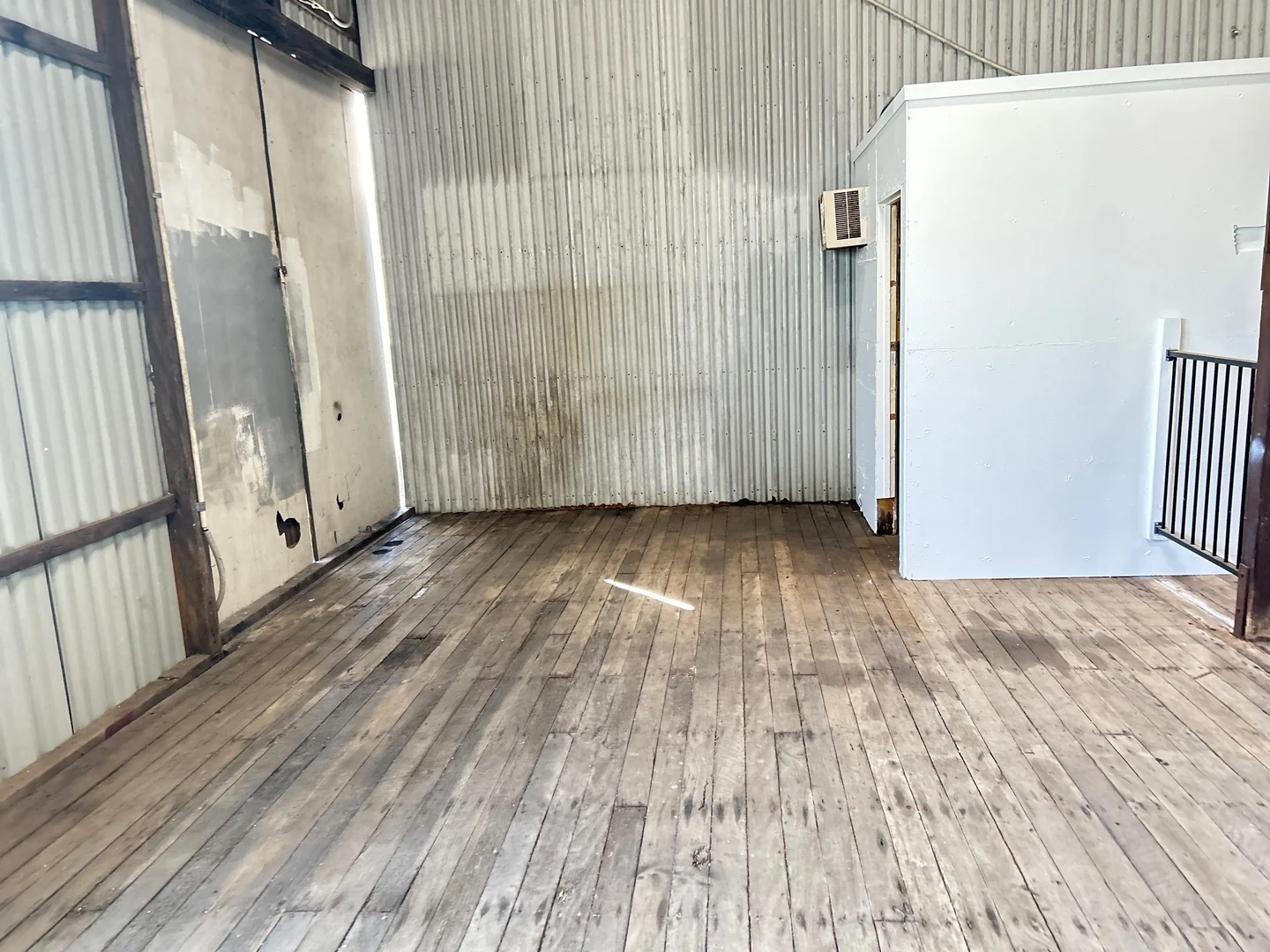 Additional image 11 of 1/16 Dean Street, South Townsville QLD 4810