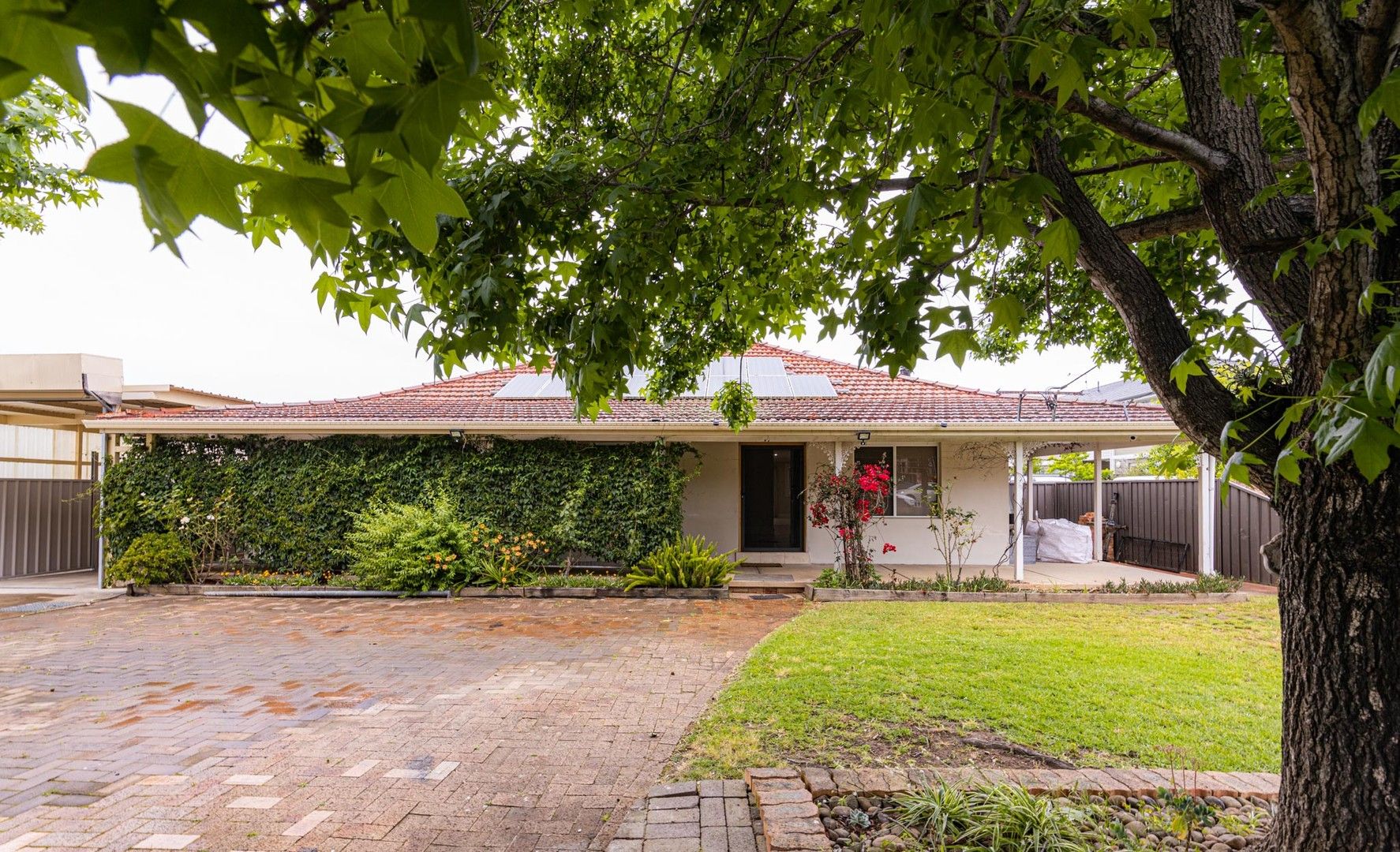 5 bedrooms House in 92 Princess Street WERRINGTON NSW, 2747