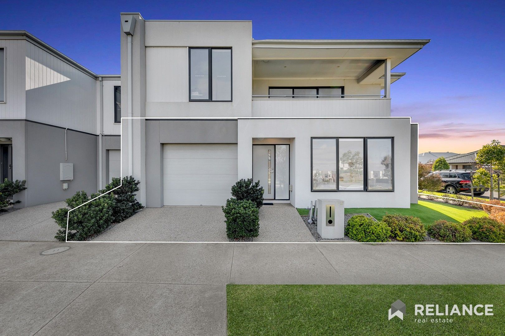 27 Charlwood Promenade, Werribee VIC 3030, Image 0