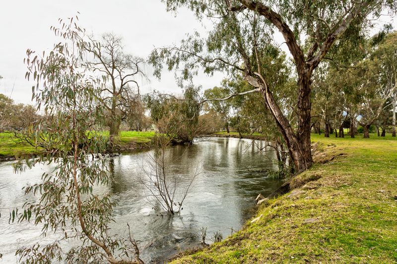 39 Kiewa East Road, Kiewa VIC 3691, Image 1