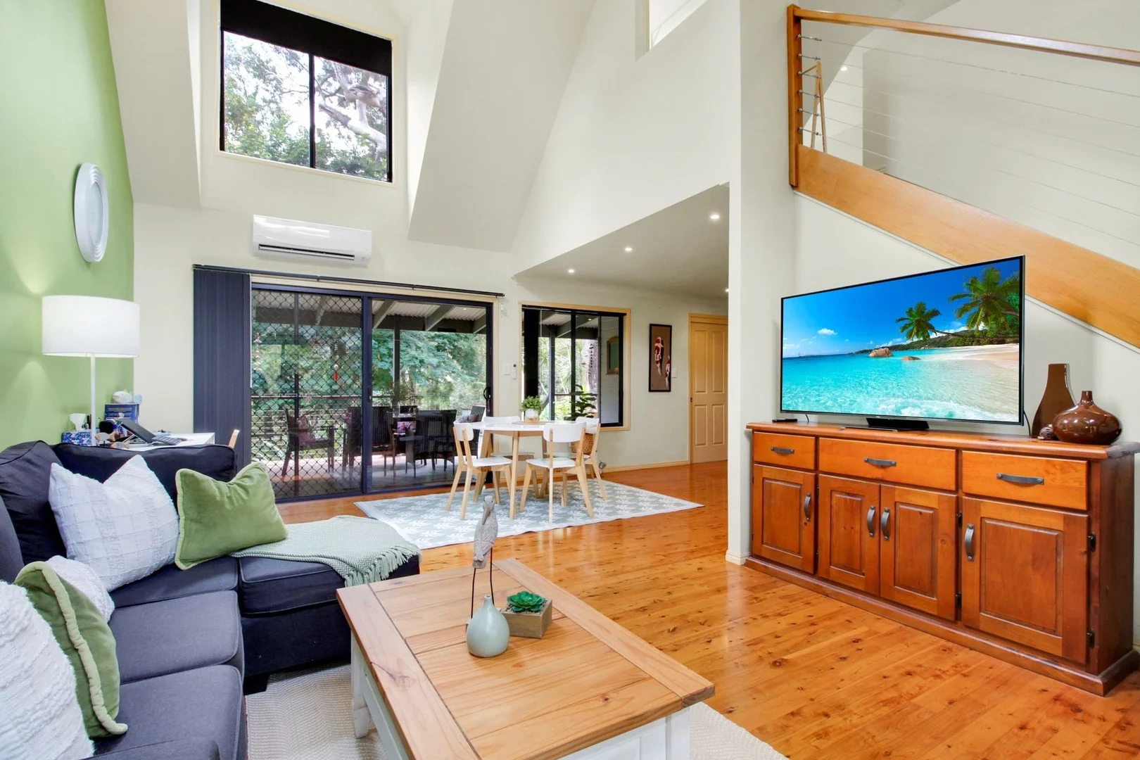 13 Noogie Street, Macleay Island QLD 4184