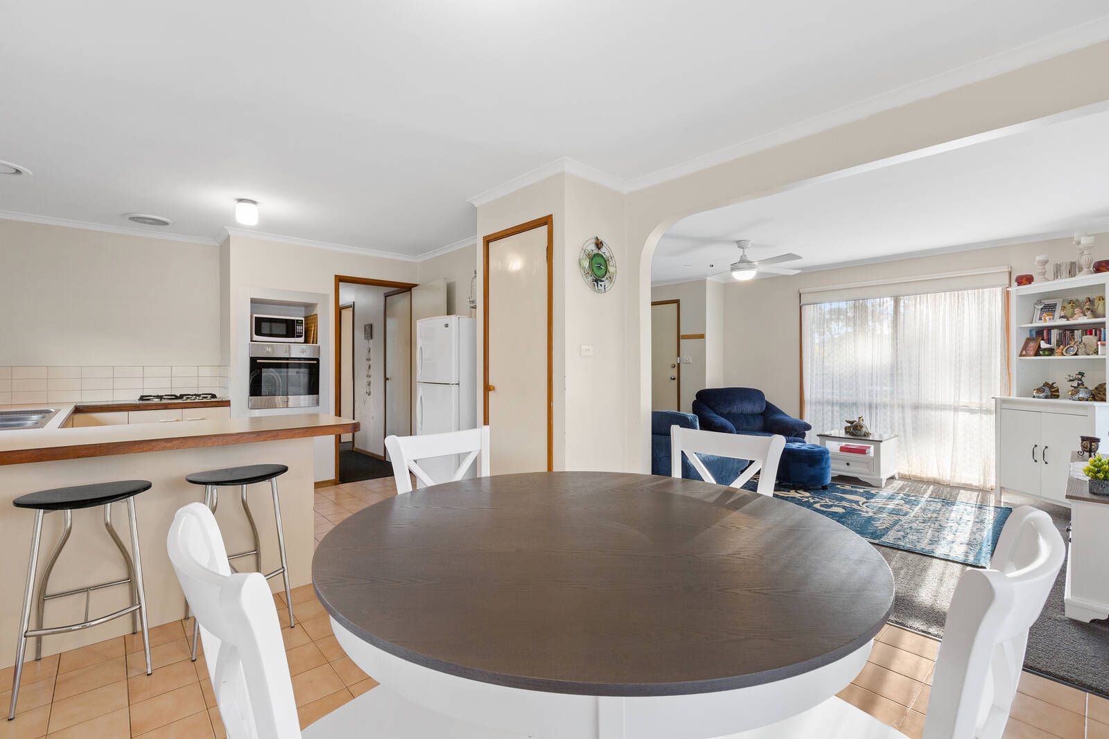 1/17 Florence Avenue, Berwick VIC 3806, Image 2