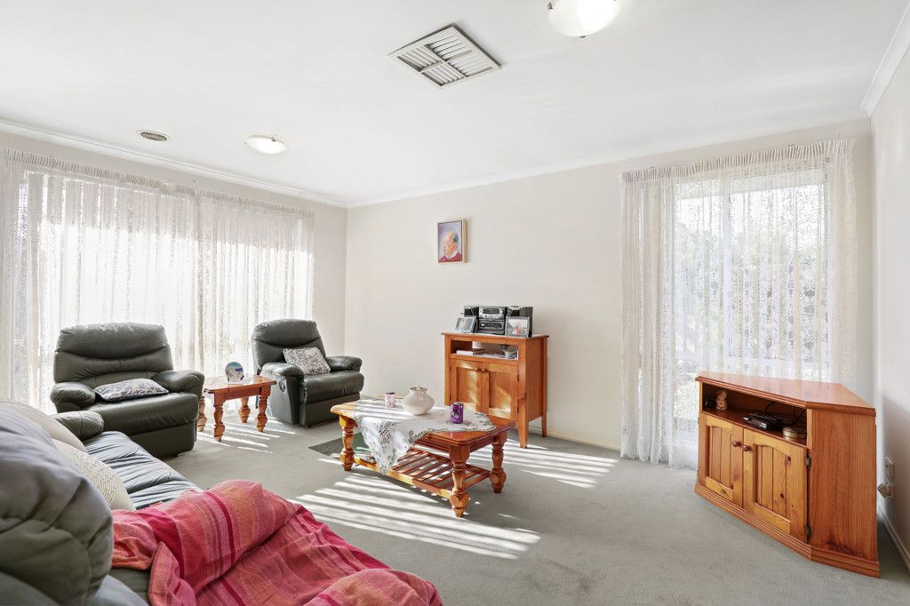 25 Pickering Close, Hoppers Crossing VIC 3029, Image 1