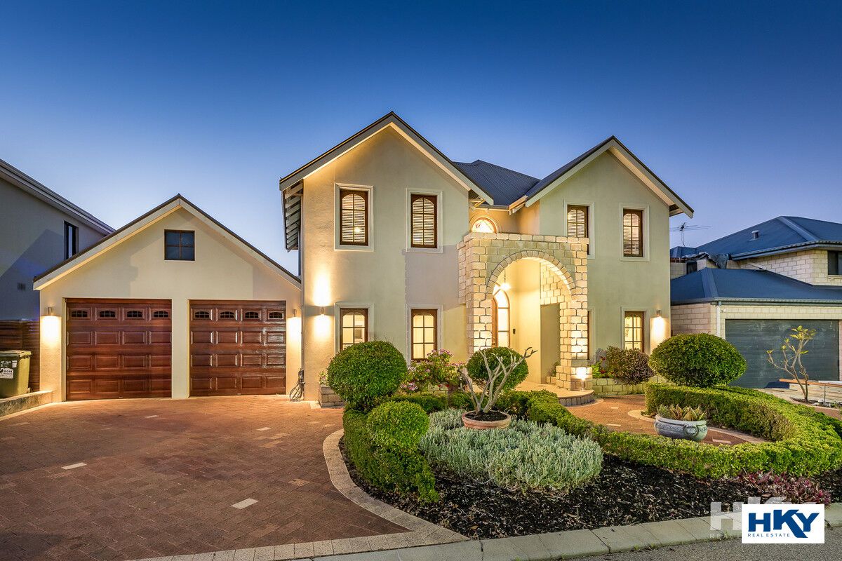 4 bedrooms House in 61 Pavilion Circle THE VINES WA, 6069