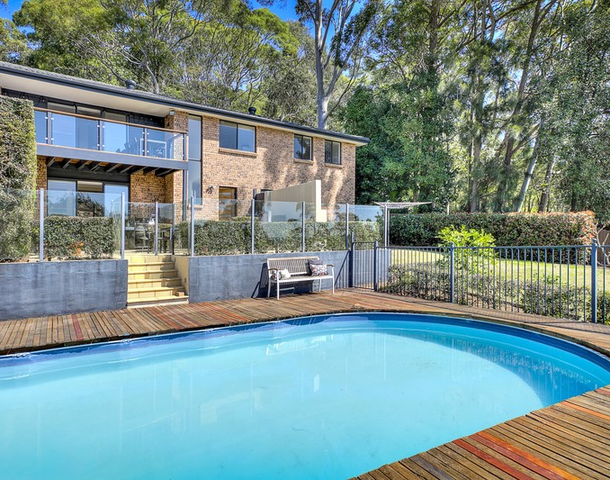 11 The Crest , Hornsby Heights NSW 2077