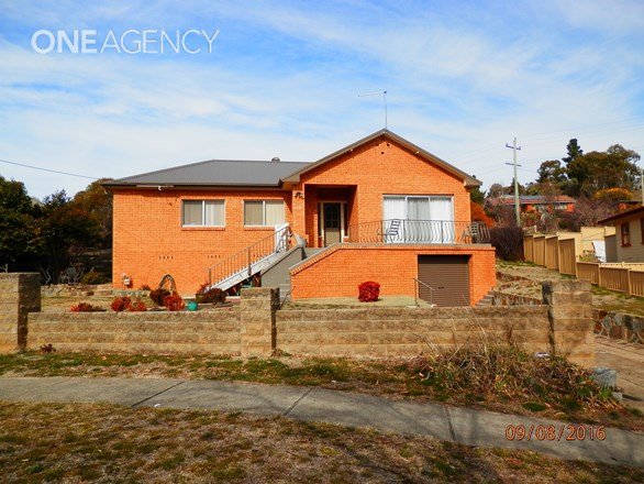 16 Barrack Street, Cooma NSW 2630