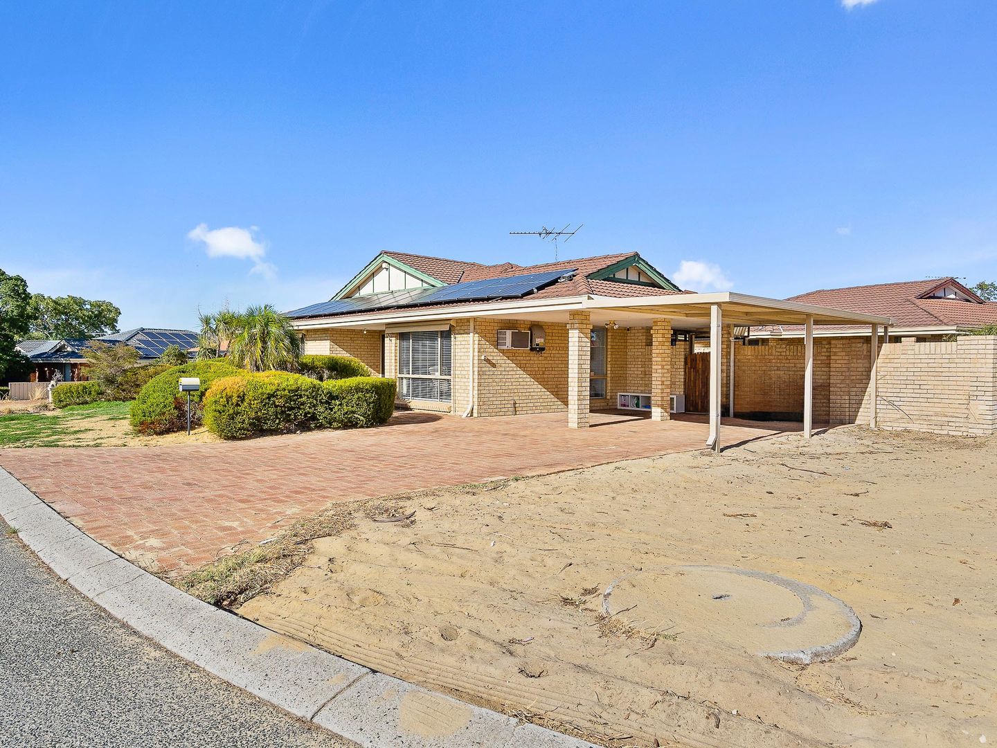 9A CLAREDON COURT, Alexander Heights WA 6064, Image 1