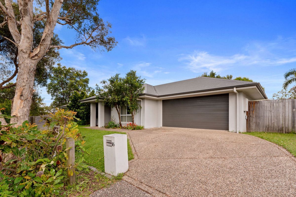 4 bedrooms House in 16 Rawson Street CALOUNDRA WEST QLD, 4551
