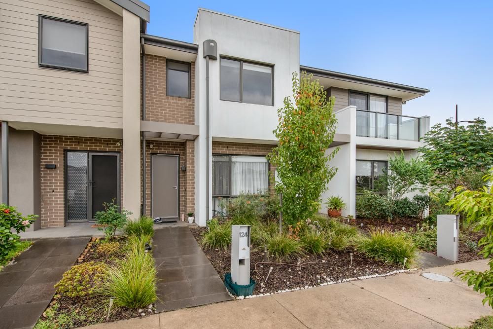 2 bedrooms Townhouse in 124 Harcrest Boulevard WANTIRNA SOUTH VIC, 3152