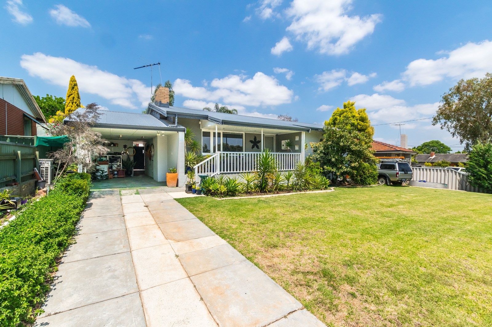 18 Wagoora Way, Koongamia WA 6056, Image 2