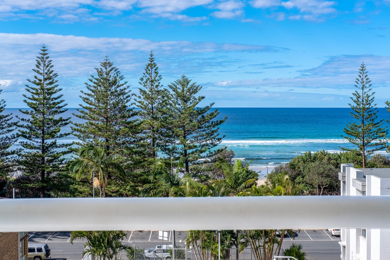 5A/3 Second Avenue, Burleigh Heads QLD 4220, Image 2