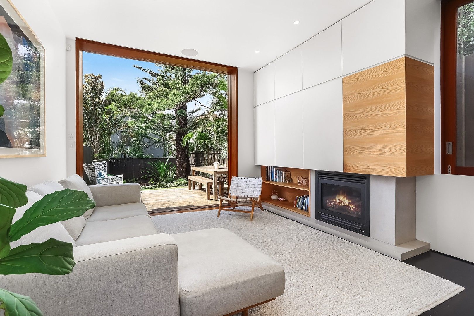 4 bedrooms House in 16 Cross Street BRONTE NSW, 2024