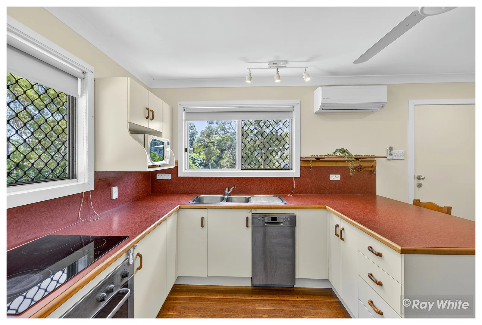 Additional image 38 of 321 Warnock Street, Koongal QLD 4701