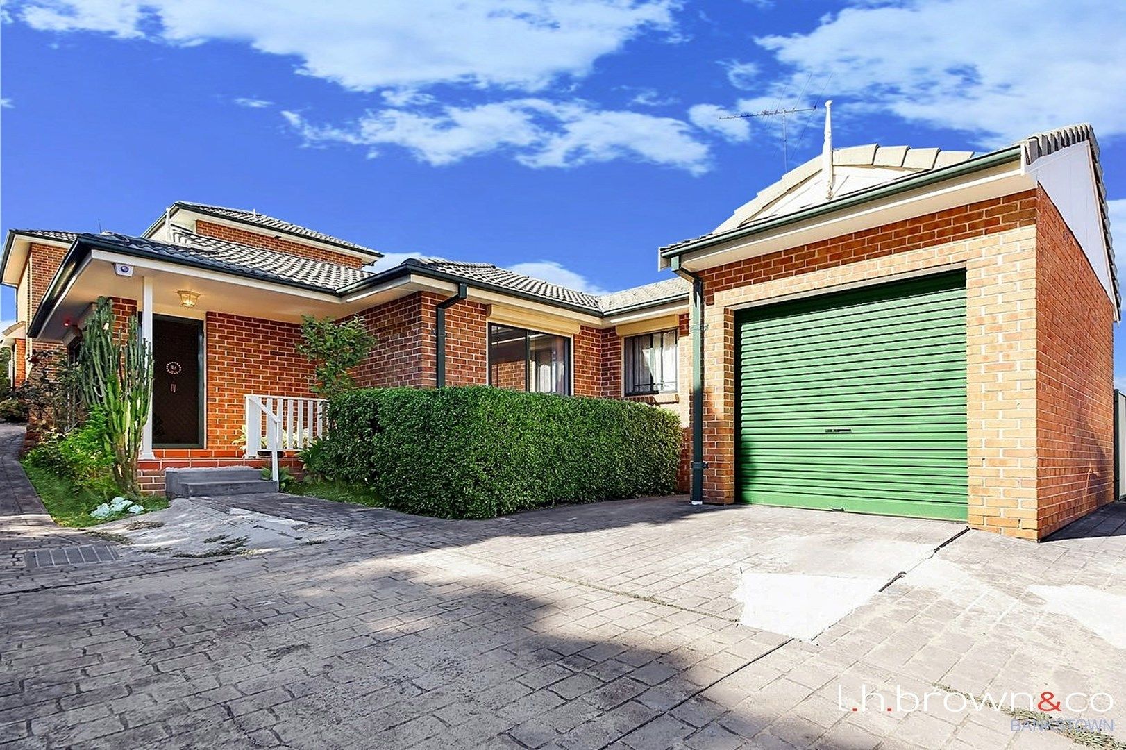 Unit 2/86 Sir Joseph Banks St, Bankstown NSW 2200, Image 1