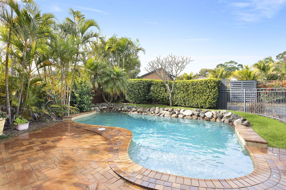 9 Coachwood Crescent, Alfords Point NSW 2234, Image 1