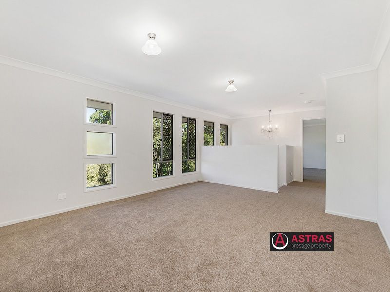 34 Viscount Drive, Tallai QLD 4213, Image 1