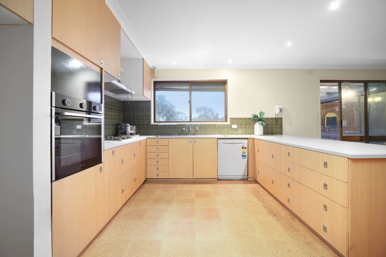 Additional image 4 of 3 Greenbriar Avenue, Wheelers Hill VIC 3150