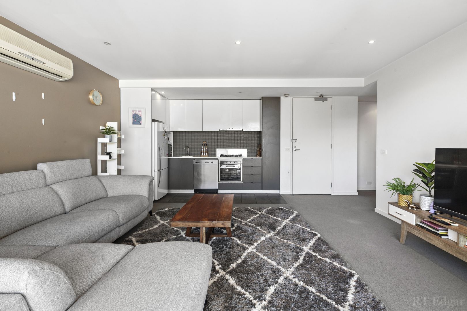 206/151-155 Burwood Road, Hawthorn VIC 3122, Image 1