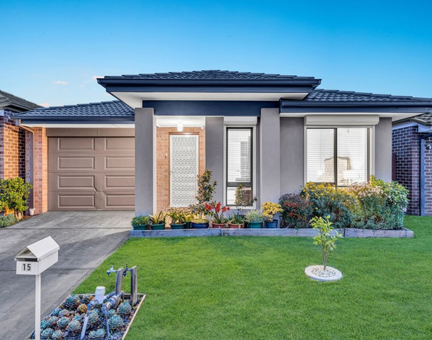 15 Cherrington Avenue, Officer VIC 3809