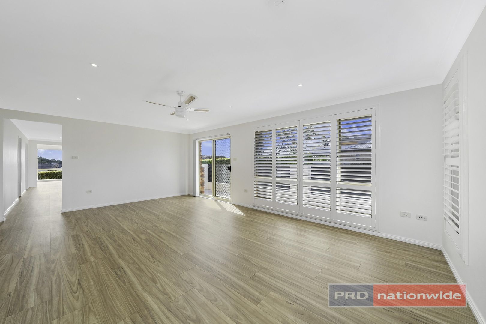 832 Henry Lawson Drive, Picnic Point NSW 2213, Image 1