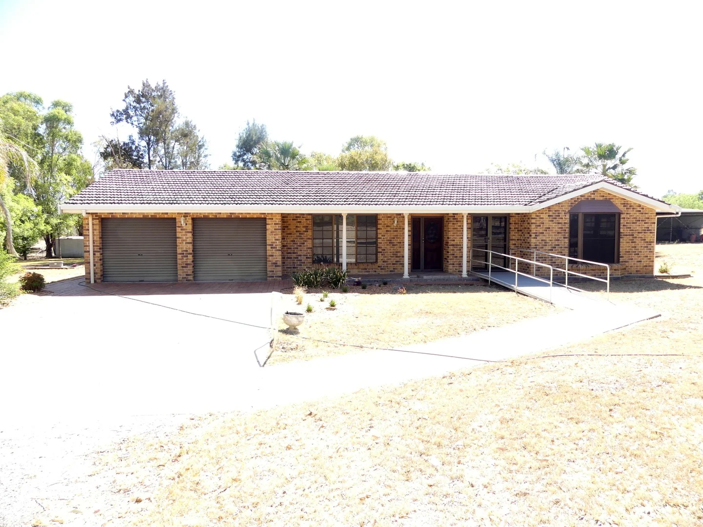 "Linden"/235 Whitehouse Lane, Tamworth NSW 2340
