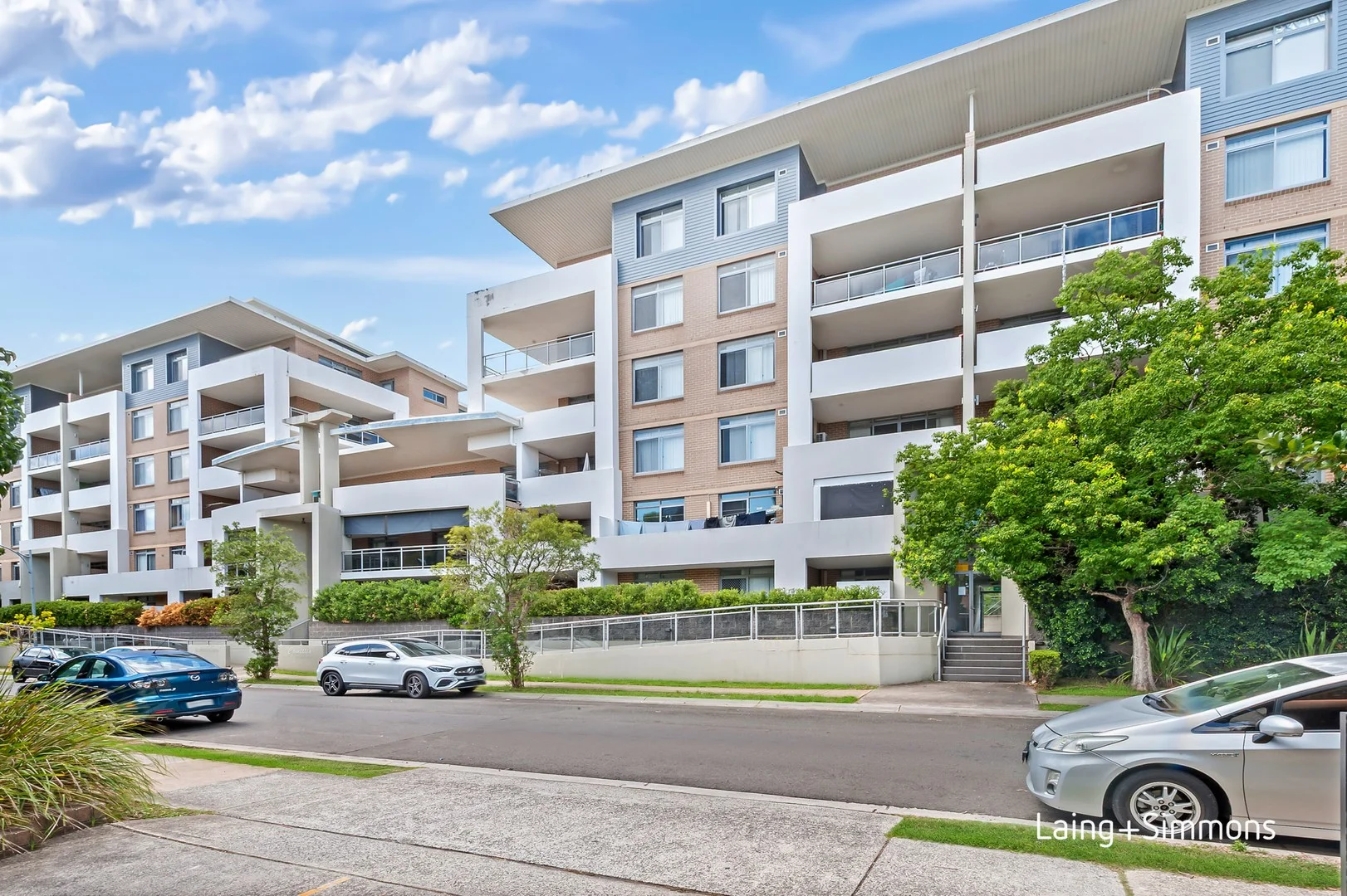 12/28 Brickworks Drive, Holroyd NSW 2142