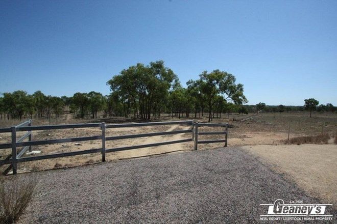 Picture of 10 Bluff Road, BROUGHTON QLD 4820