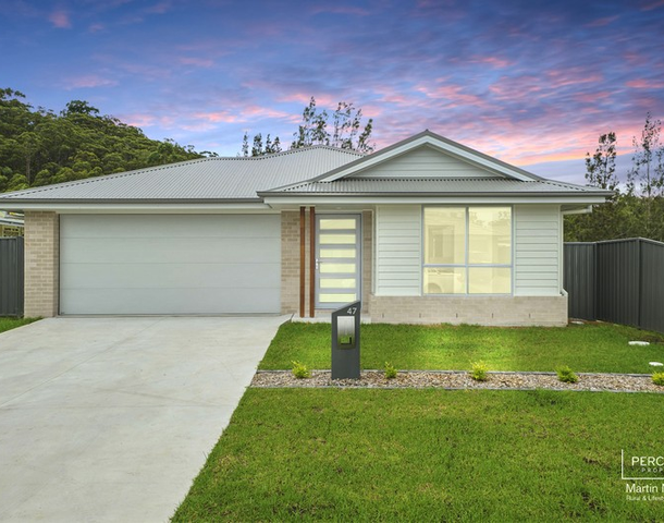 47 Vernon Circuit, Kew NSW 2439