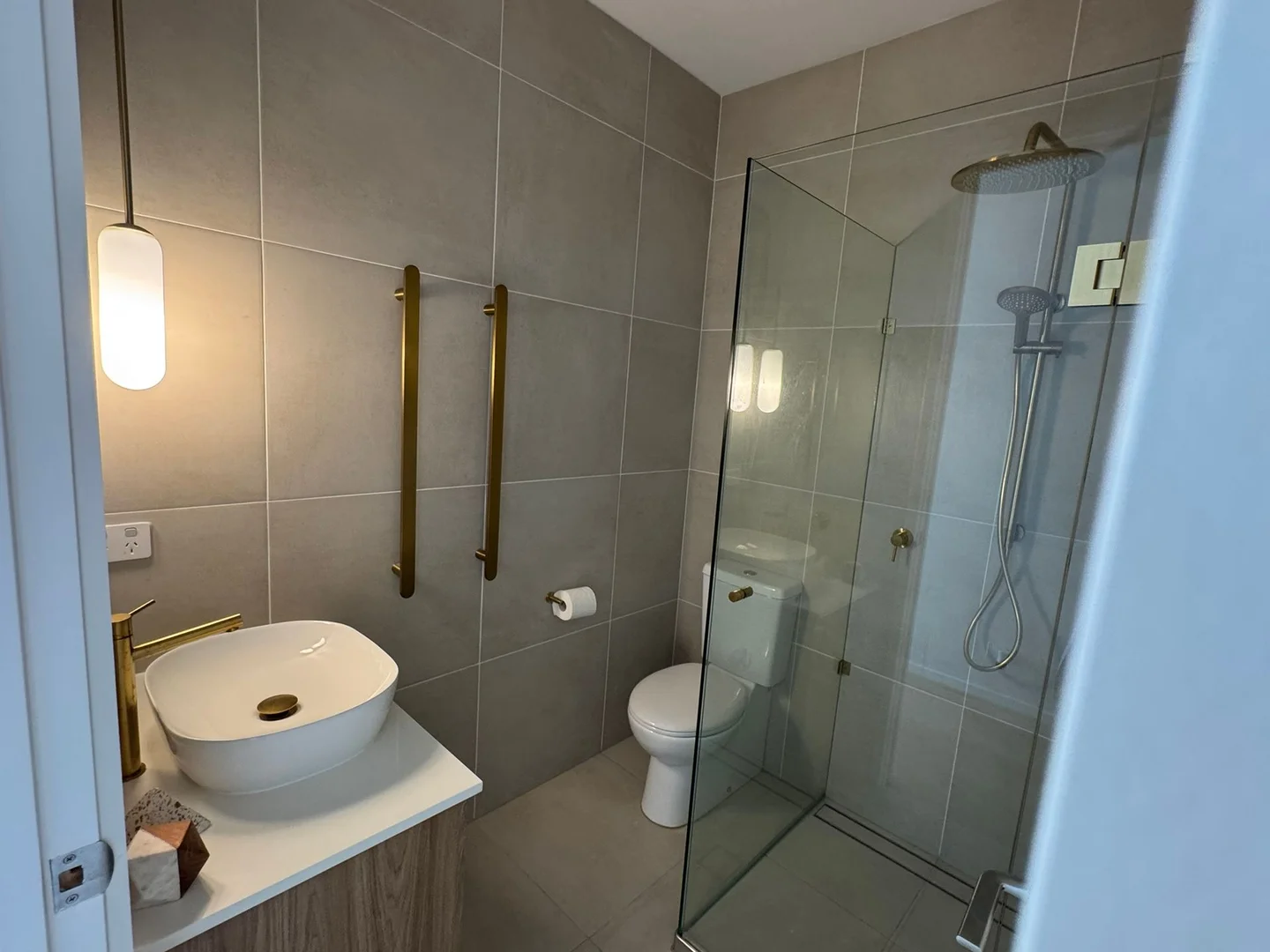 Additional image 16 of Jacobs Well QLD 4208