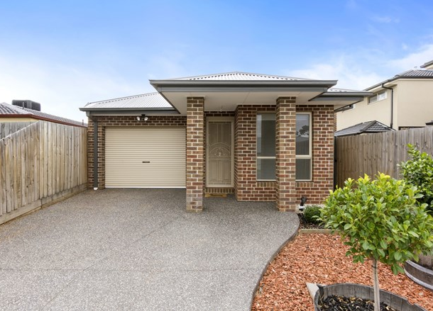 9 Astor Place, Melton West VIC 3337