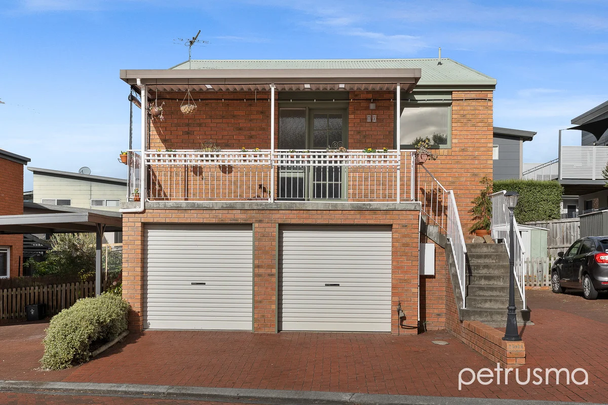 10/180 Roslyn Avenue, Blackmans Bay TAS 7052