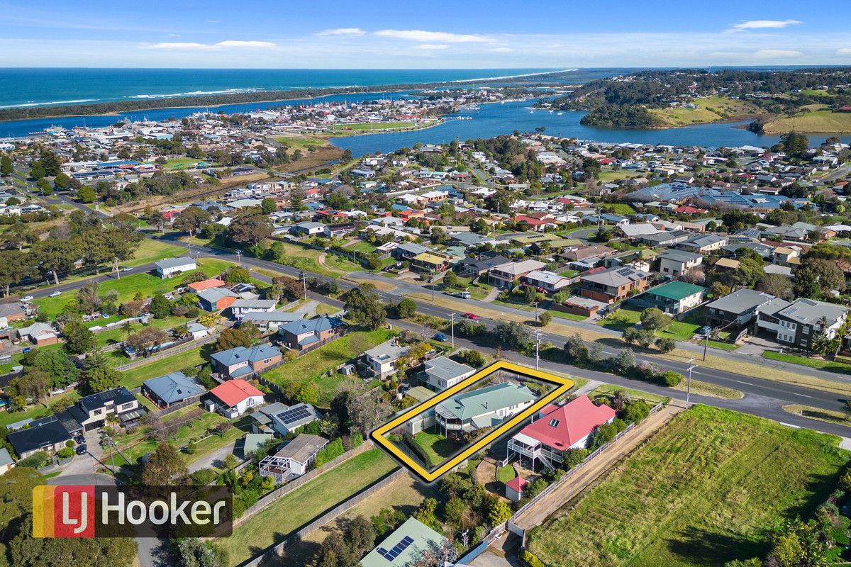 114 Myer Street, Lakes Entrance VIC 3909, Image 2