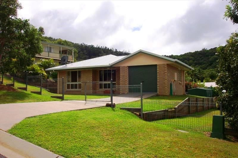 10 Waringa Place, Yeppoon QLD 4703, Image 2