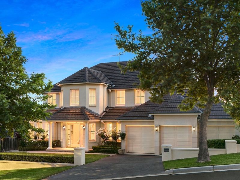 45 Balintore Drive, Castle Hill Property History & Address Research