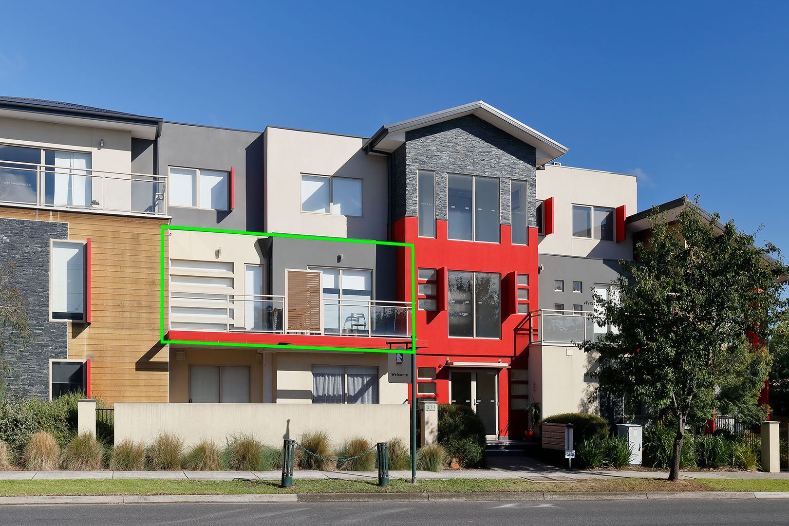 1 bedrooms Apartment / Unit / Flat in 102/415 Highbury road BURWOOD VIC, 3125