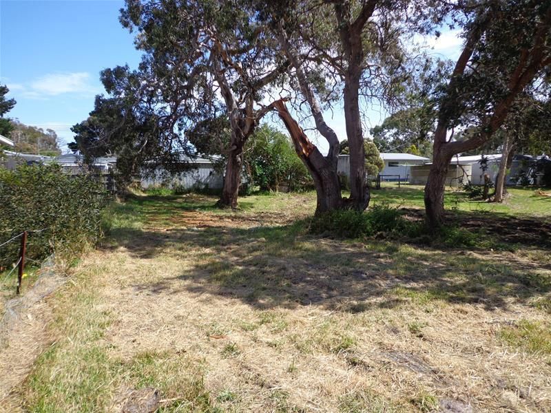 23 Sanctuary Road, Loch Sport VIC 3851, Image 2