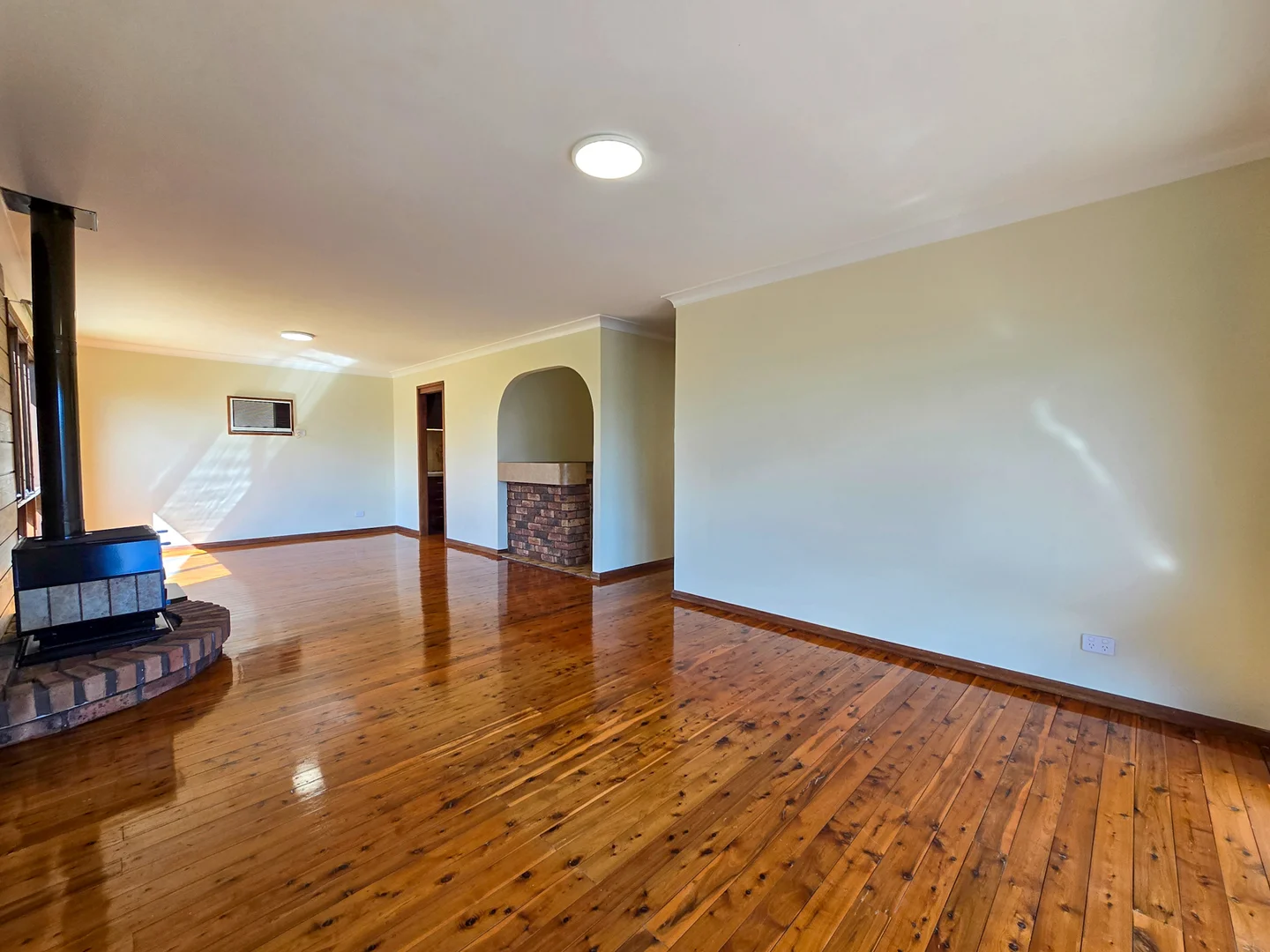 Additional image 9 of 77 Greenoaks Avenue, Bradbury NSW 2560